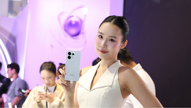 Trên tay OPPO Reno 16