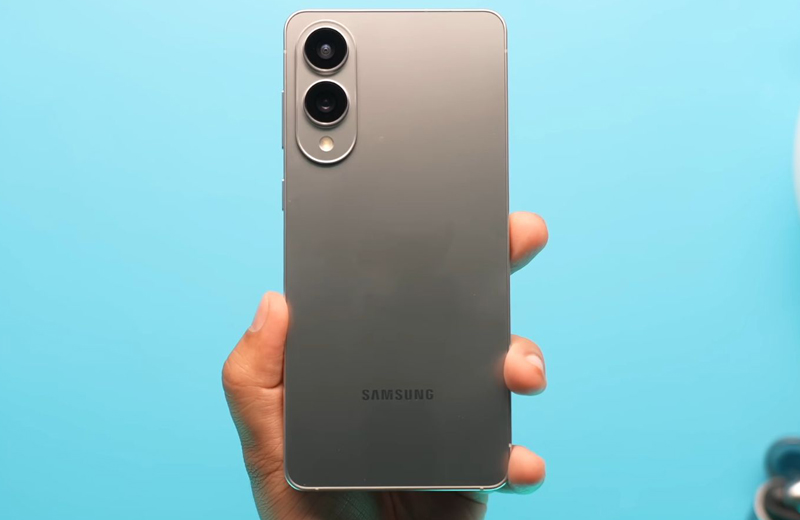 ra mắt Samsung Galaxy S26 Edge 5G