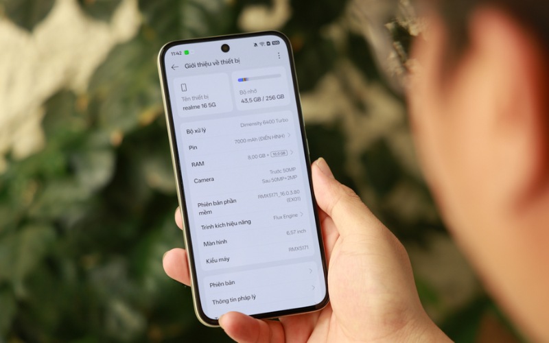 Hiệu năng Dimensity 6400 Turbo ổn định và mượt mà