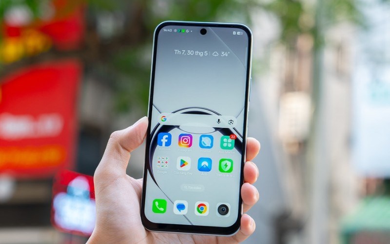 Màn hình AMOLED 144Hz mượt mà
