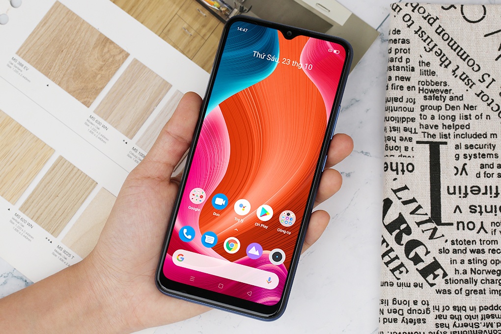 realme c15 có màn hình khá, hiển thị ảnh tôt