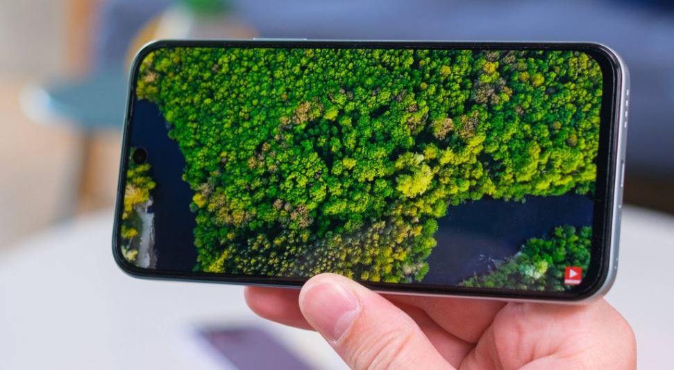 realme 16T có màn hình tần số quét 144Hz siêu mượt