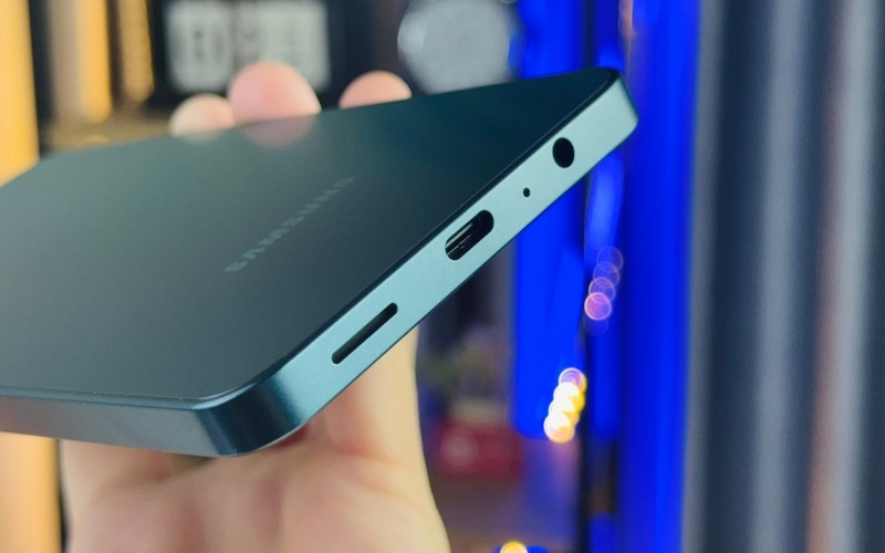 Pin 6000 mAh dùng thoải mái