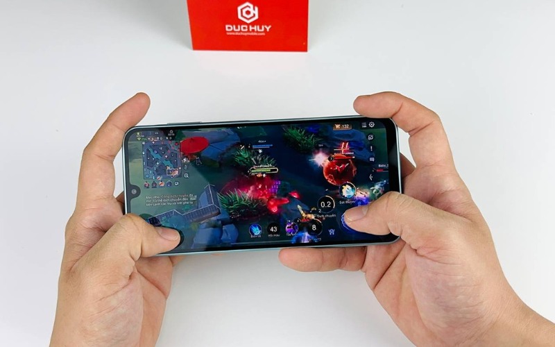 Hiệu năng ổn định với Dimensity 6300 kết nối 5G