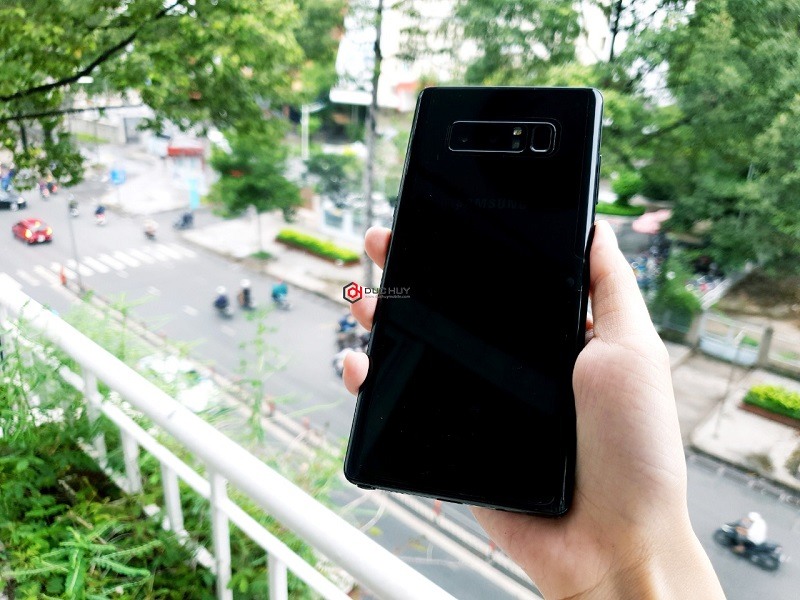 samsung galaxy note 8 thiết kế 