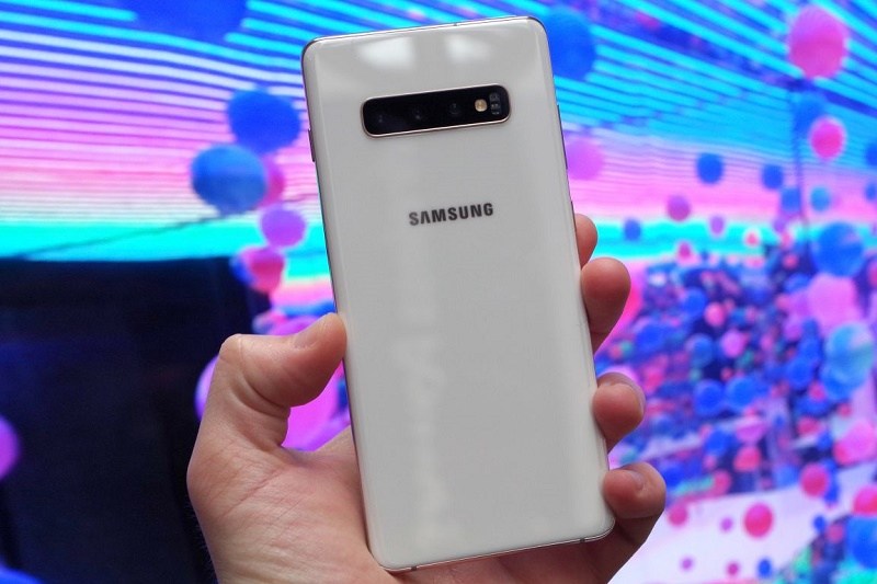 samsung galaxy s10 plus mặt lưng 