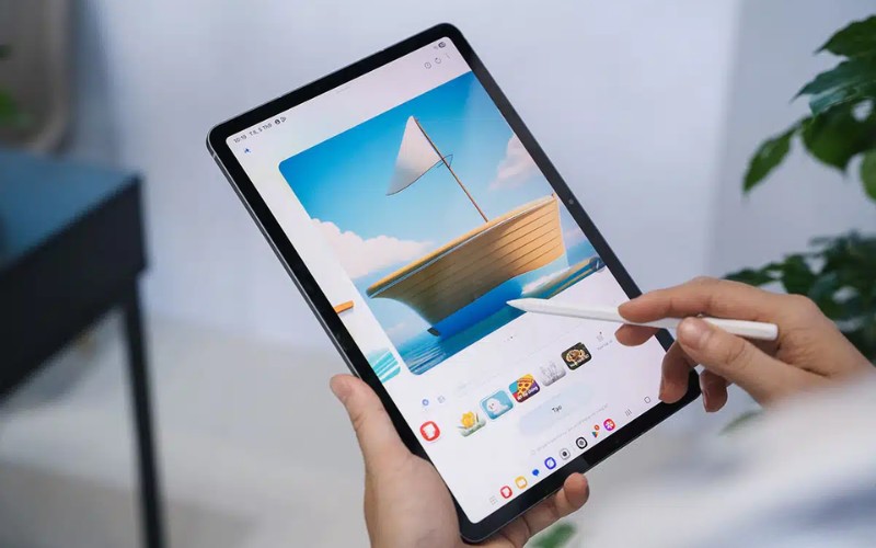 Màn hình AMOLED độ phân giải sắc nét