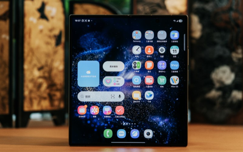Hiệu năng đỉnh cao với Snapdragon 8 Elite và RAM 16GB