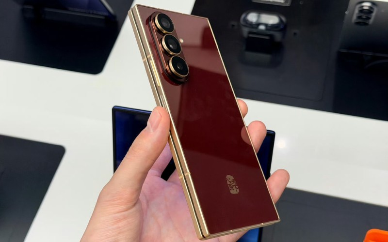 Pin 4400mAh bền bỉ cho cả ngày dài