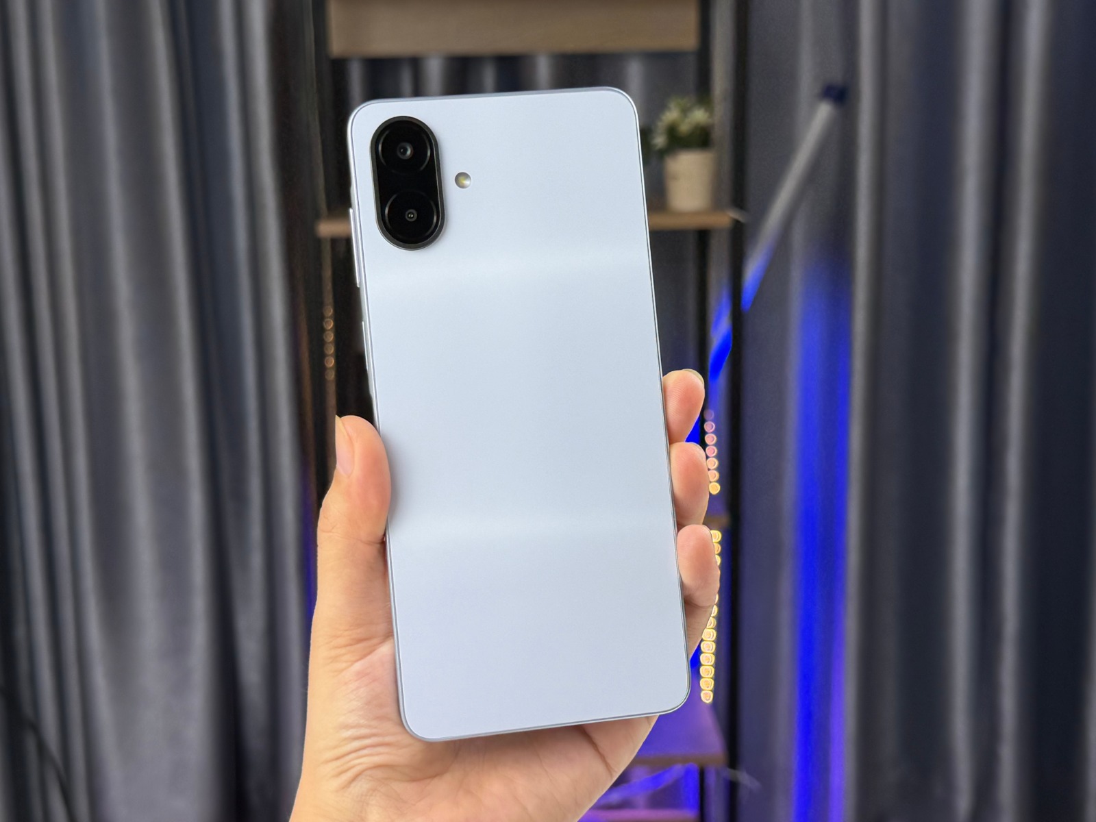 Samsung Galaxy A08 màu Bạc Ánh Kim