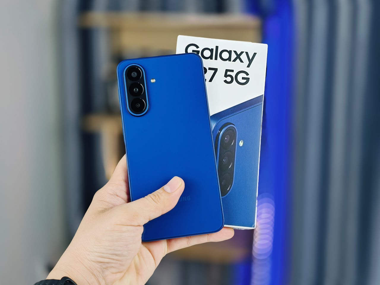 Trên tay Samsung Galaxy A27