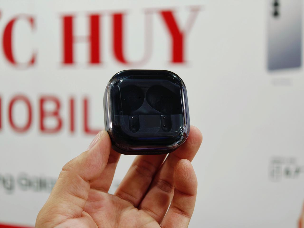 Galaxy Buds 4 Pro ra mắt vào ngày 25/02/2026 