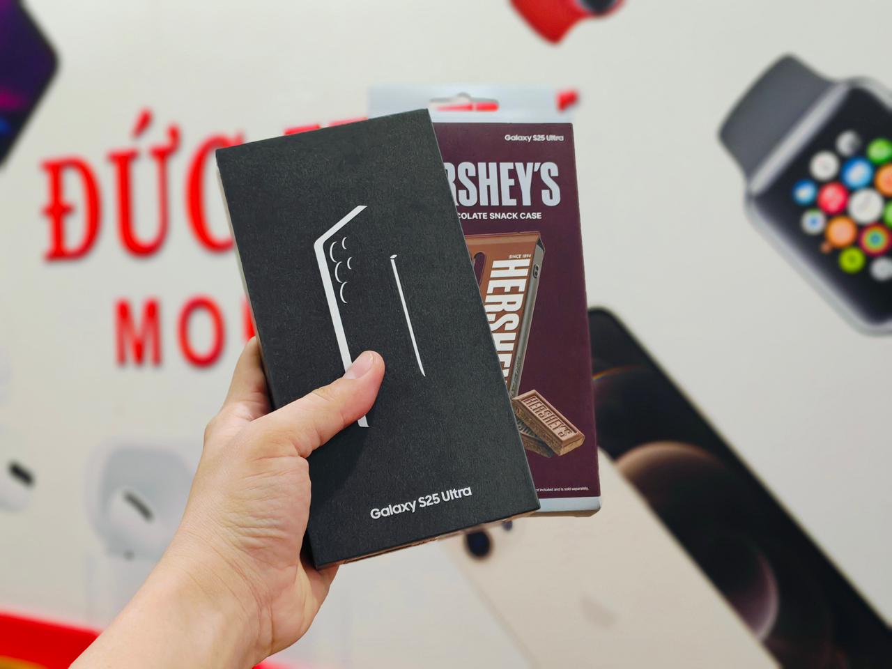 Ốp lưng Milk Chocolate Snack Hershey Galaxy S25 Ultra