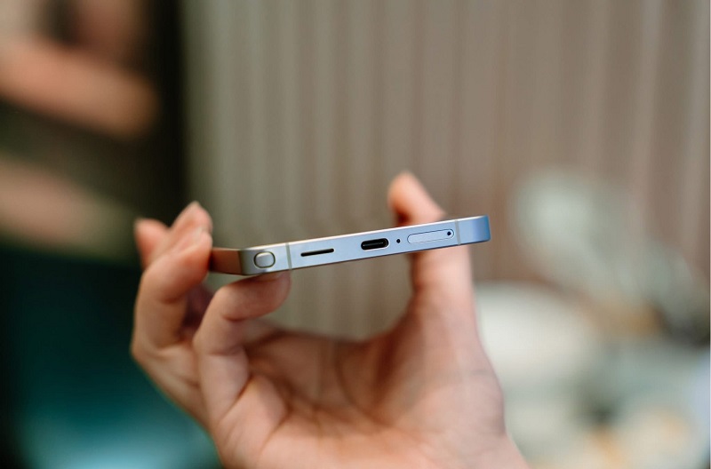 Galaxy S26 Ultra có trọng lượng nhẹ hơn