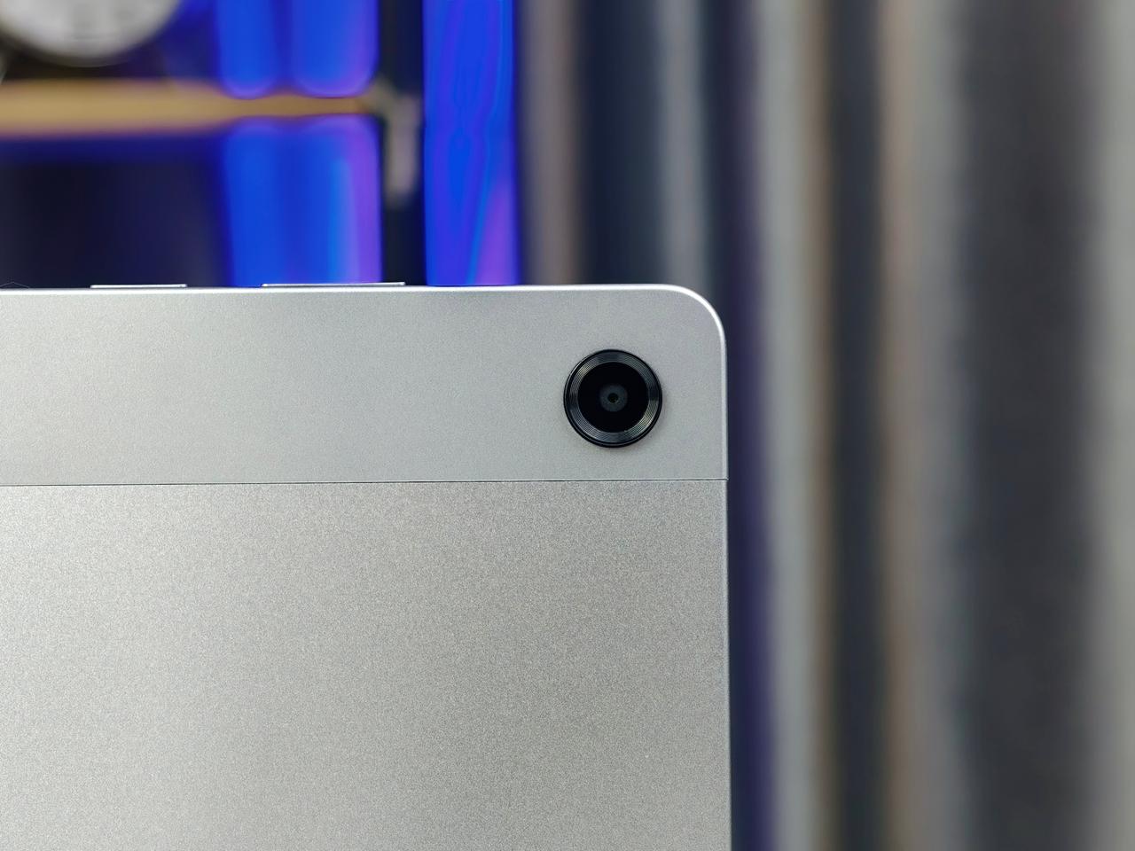 Camera 8MP đáp ứng tốt nhu cầu cơ bản