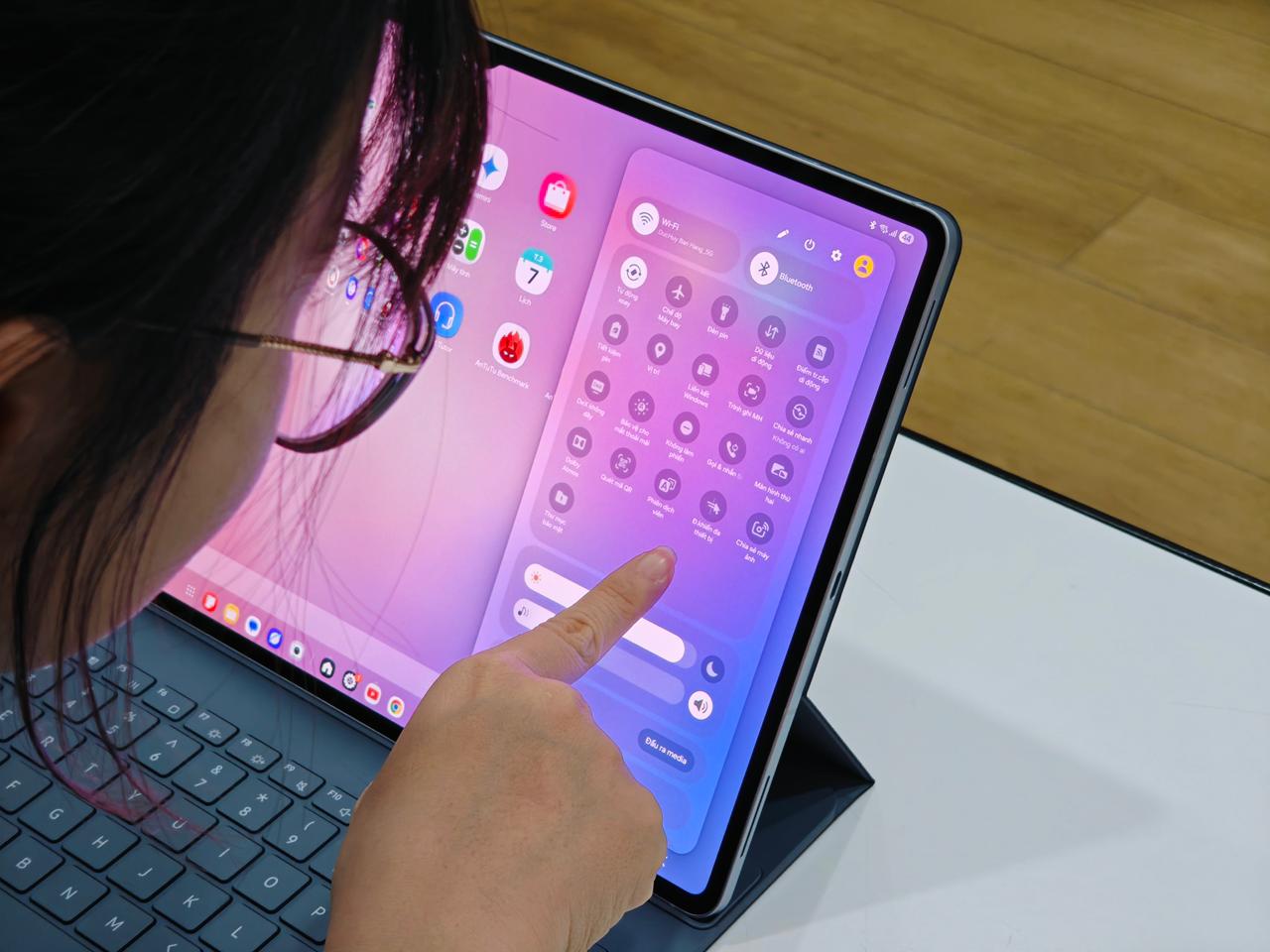 trải nghiệm dùng thử Samsung Galaxy Tab S11 Ultra 5G