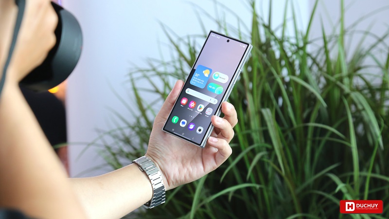  Samsung Galaxy Z Fold 7 có nhiều tính năng AI thông minh