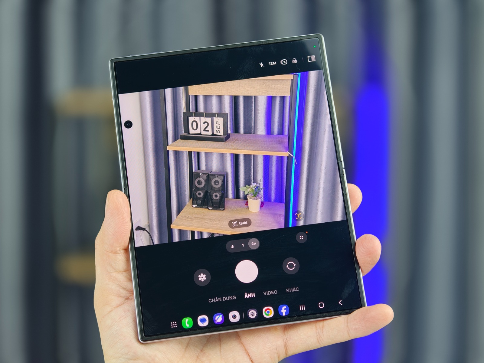 giao diện chụp ảnh của Galaxy Z Fold 8