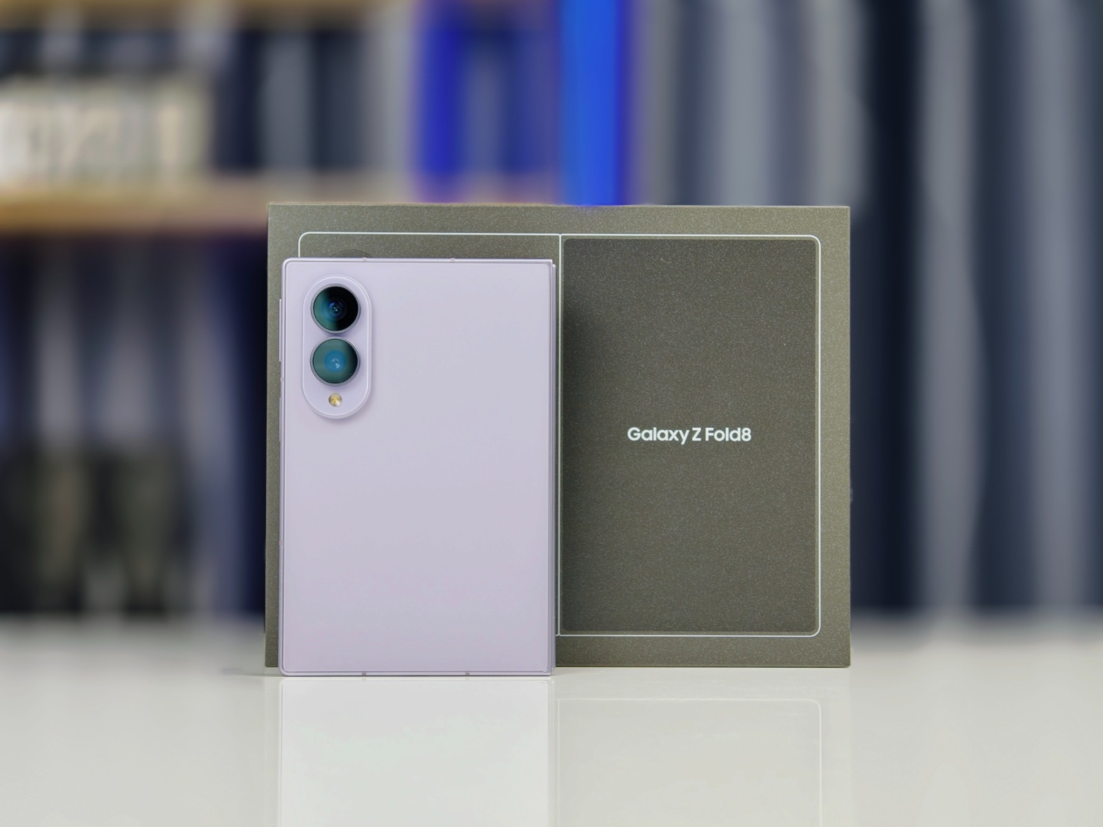 Galaxy Z Fold 8 màu Tím Lavender