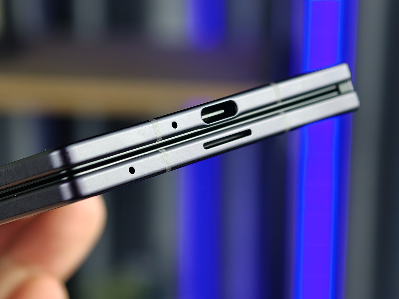 Bản lề Galaxy Z Fold 8 Ultra chắc chắn