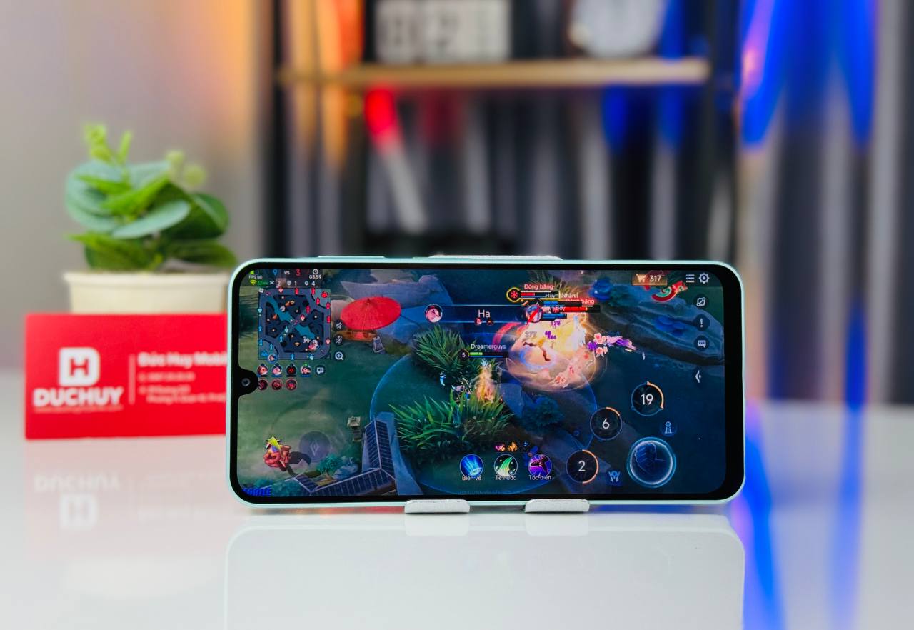 Hiệu năng ổn định với chip Exynos 1380, hỗ trợ AI Circle To Search