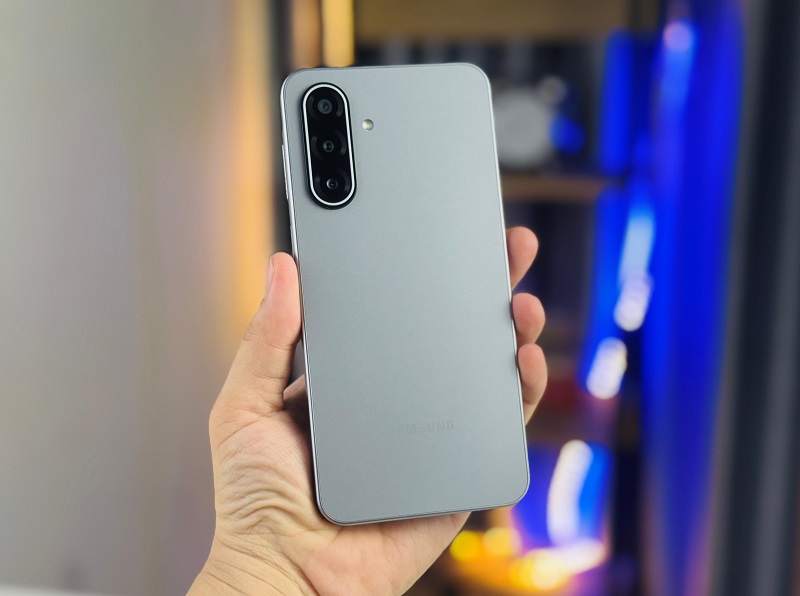 Samsung Galaxy A17 5G màu Xám Khói