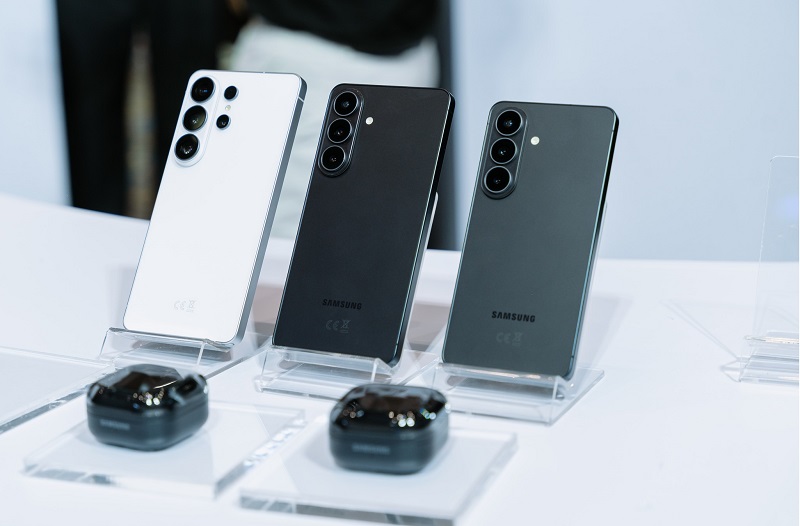 Samsung Galaxy S26 Plus 256GB giá bao nhiêu