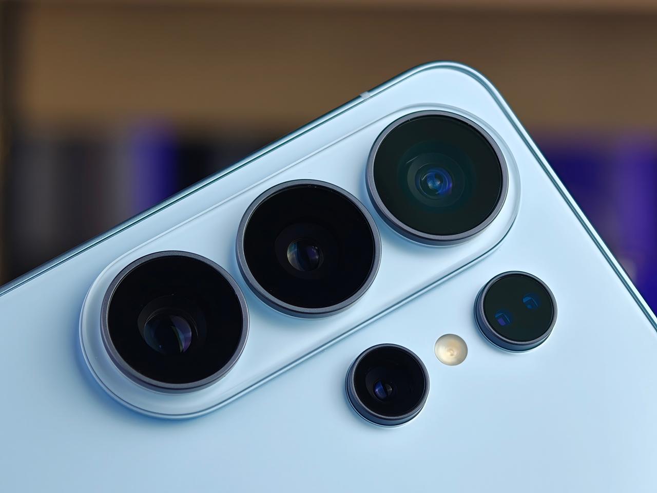 Camera 200MP chất lượng sắc nét