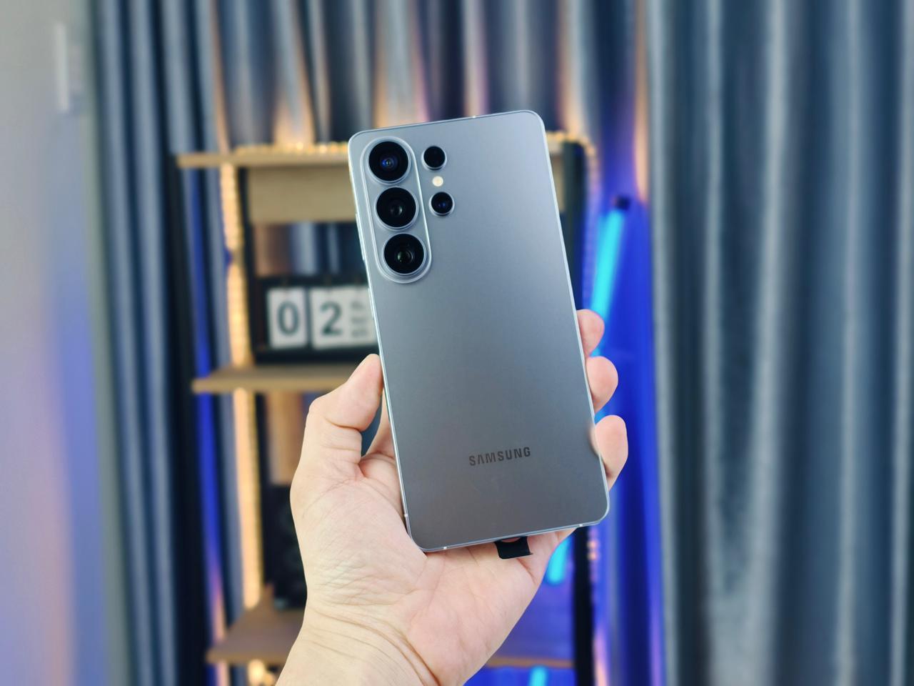 Galaxy S26 Ultra màu Bạc Shadow