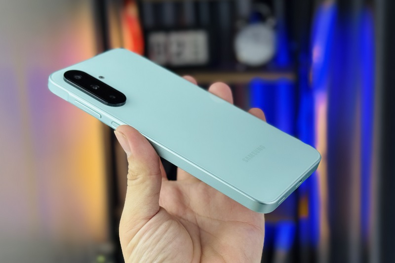 Trên tay Samsung Galaxy A26 5G