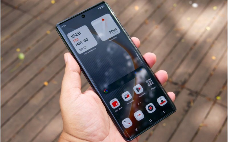 Màn hình AMOLED cong 144Hz
