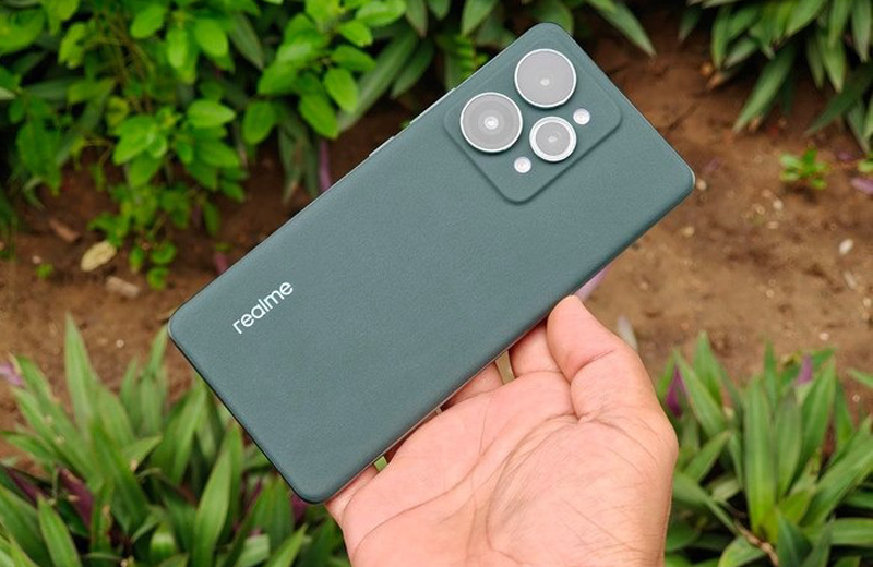 realme 15 5G sử dụng con chip MediaTek Dimensity 7300+ 8 nhân