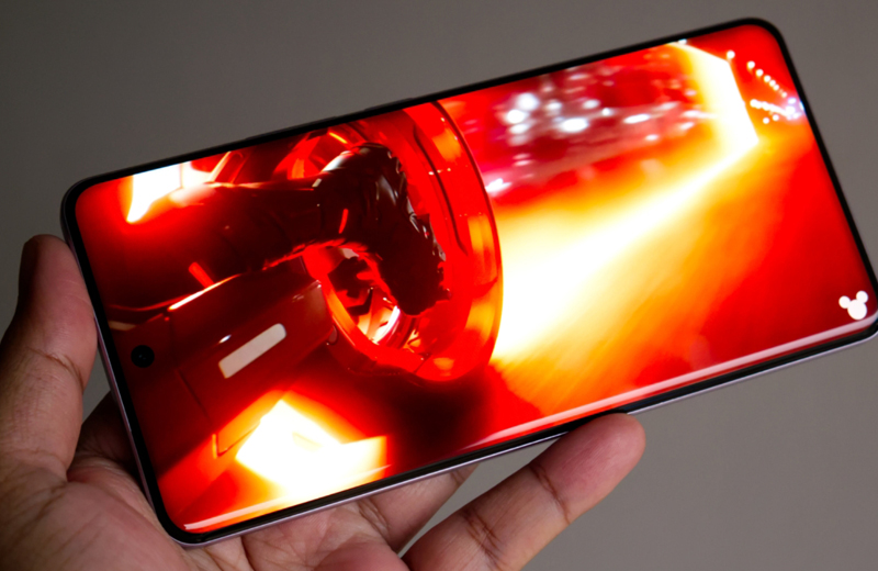 Realme 15 Pro 5G cũ sử dụng viên pin “trâu” dung lượng 7.000mAh
