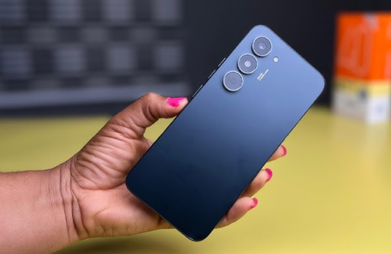 Tecno Spark 40 Pro thiết kế hiện đại, viền mỏng