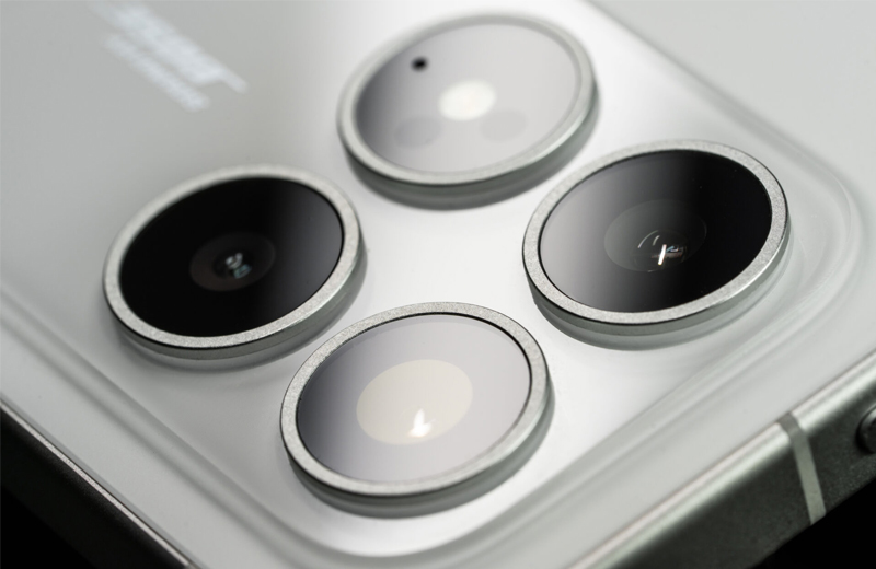 ống kính tele 2.5x 50MP