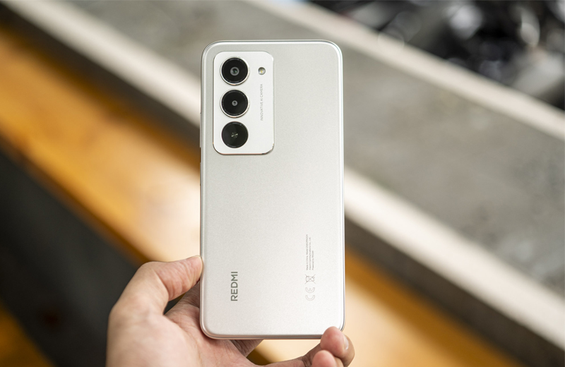 cảm biến chính 50MP, f/1.8 chụp ảnh sắc nét