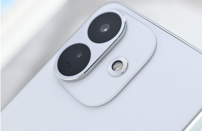 Camera chính 50MP hỗ trợ chụp ảnh sắc nét