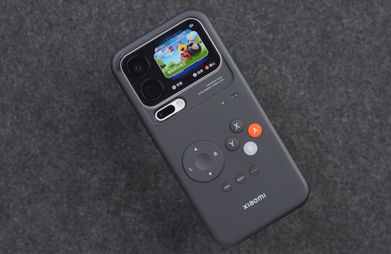 Chiếc ốp lưng đặc biệt biến Xiaomi 17 Pro Max thành một chiếc máy chơi game 