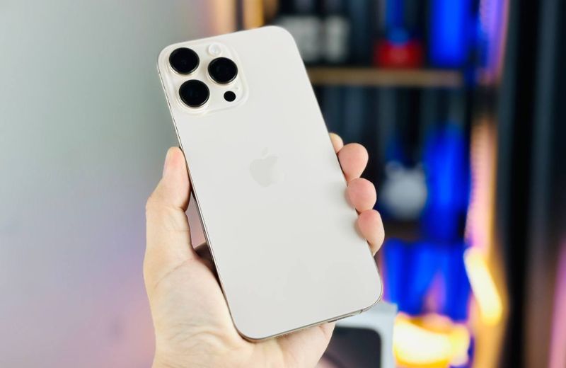 đánh giá chi tiết iphone 16 pro max 512gb cũ