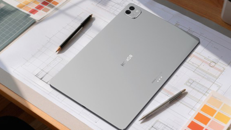 Thiết kế mỏng nhẹ, khung viền nhôm nguyên khối