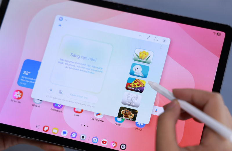 màn hình Dynamic AMOLED 2X 11 inch, tần số quét 120 Hz