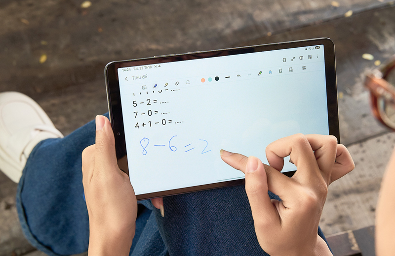 Tính năng Math Assist hỗ trợ giải bài toán 