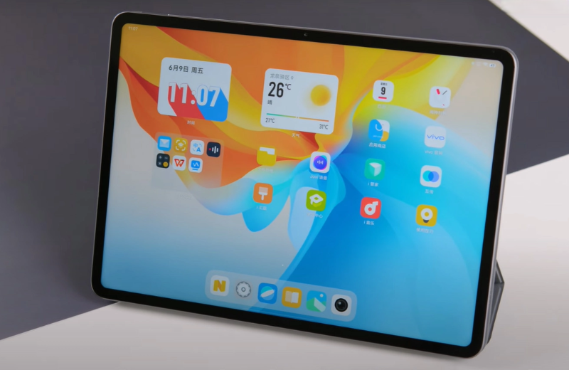 iQOO Pad 5 sở hữu màn hình kích thước lớn tới 12,1 inch