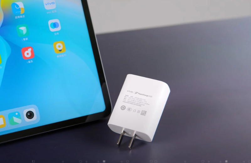 iQOO Pad 5 có dung lượng 10000 mAh