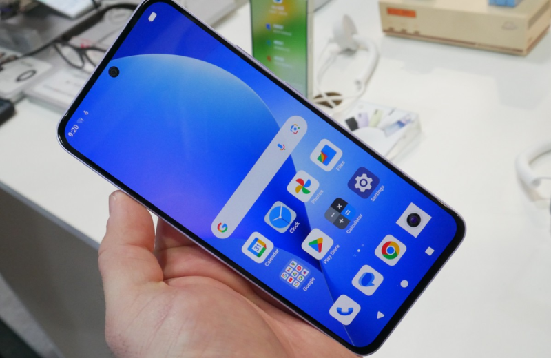 Meizu Note 22 màn hình 6.78 inch