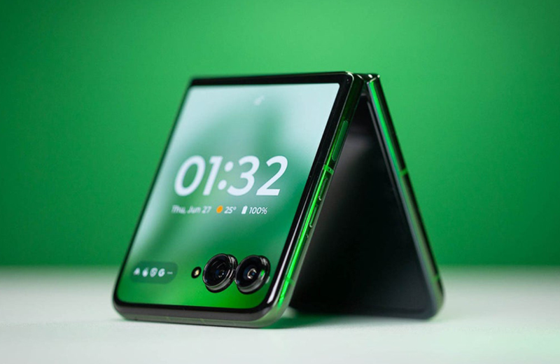 Motorola Razr 60 dùng chip Dimensity 7400X