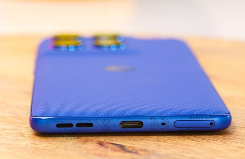 Edge 60 Pro sở hữu viên pin 6000mAh