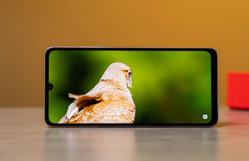 Nubia A56 hỗ trợ các kết nối 4G và 4.5G