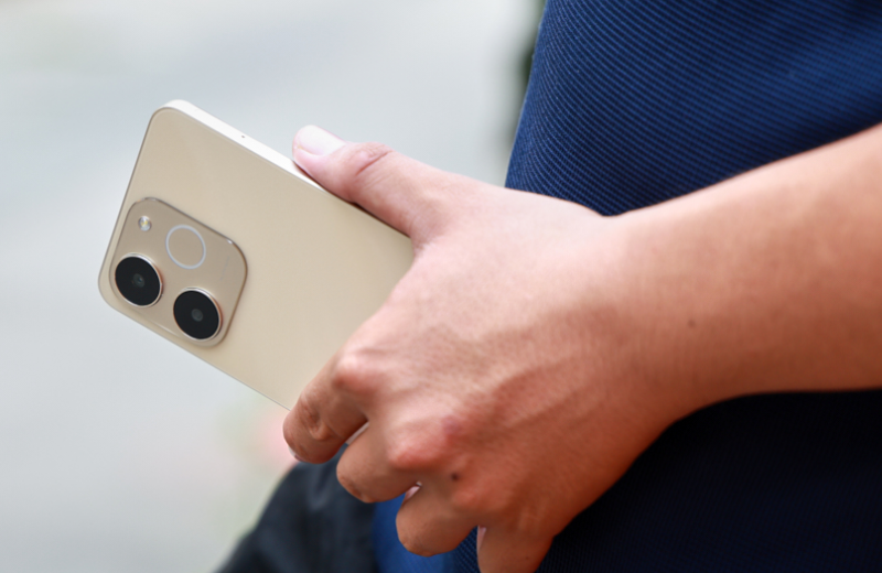 realme Note 70 dung lượng 6.300 mAh, sạc nhanh 15 W