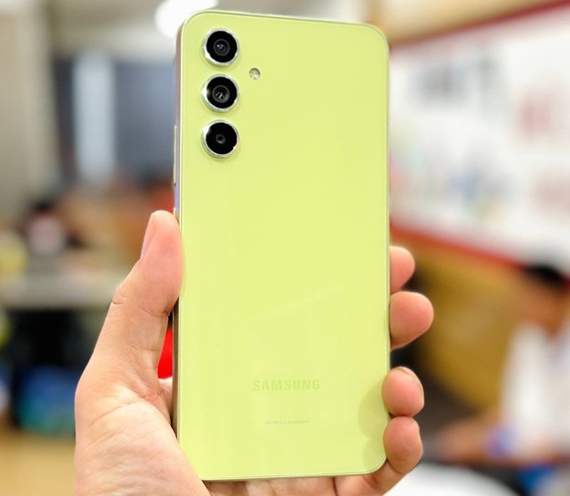 thiết kế samsung galaxy a54 cũ